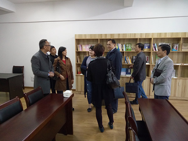 图书室3.jpg