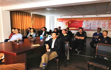 聆听党课，增强做好群众工作的能力和责任心
